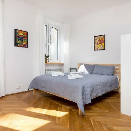 Royal Route Apartment For 10 People Varsavia Esterno foto