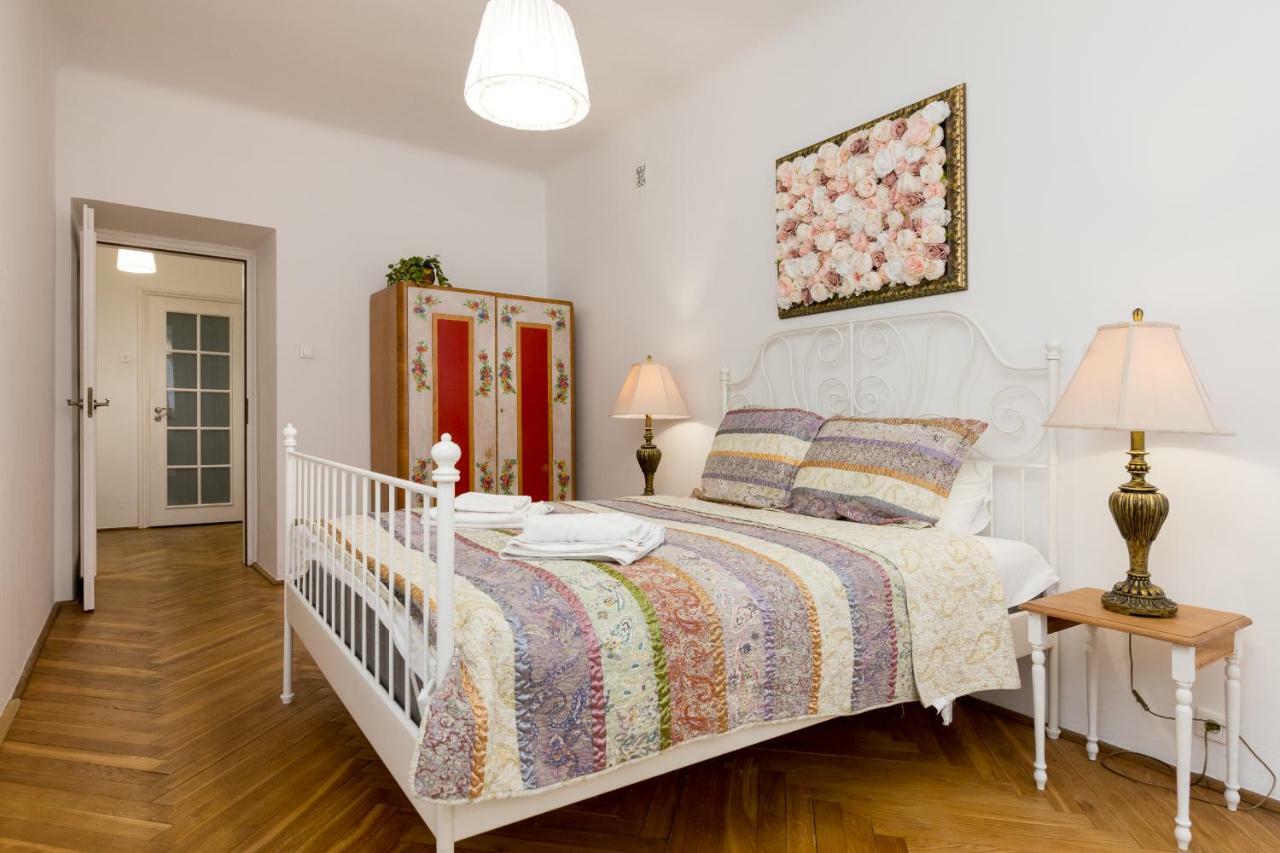 Апартаменти Royal Route For 10 People